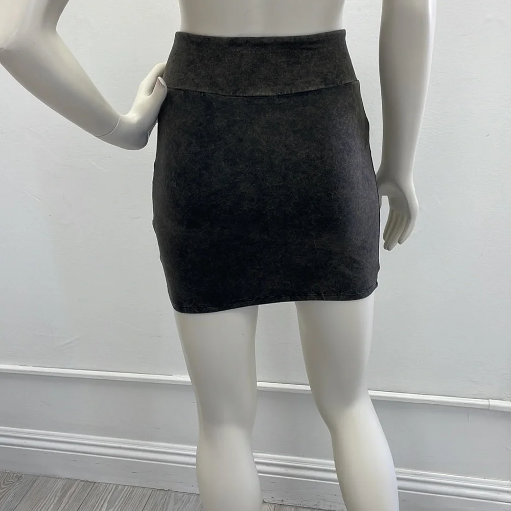 AEO • Mini Skirt - Picture 3 of 11